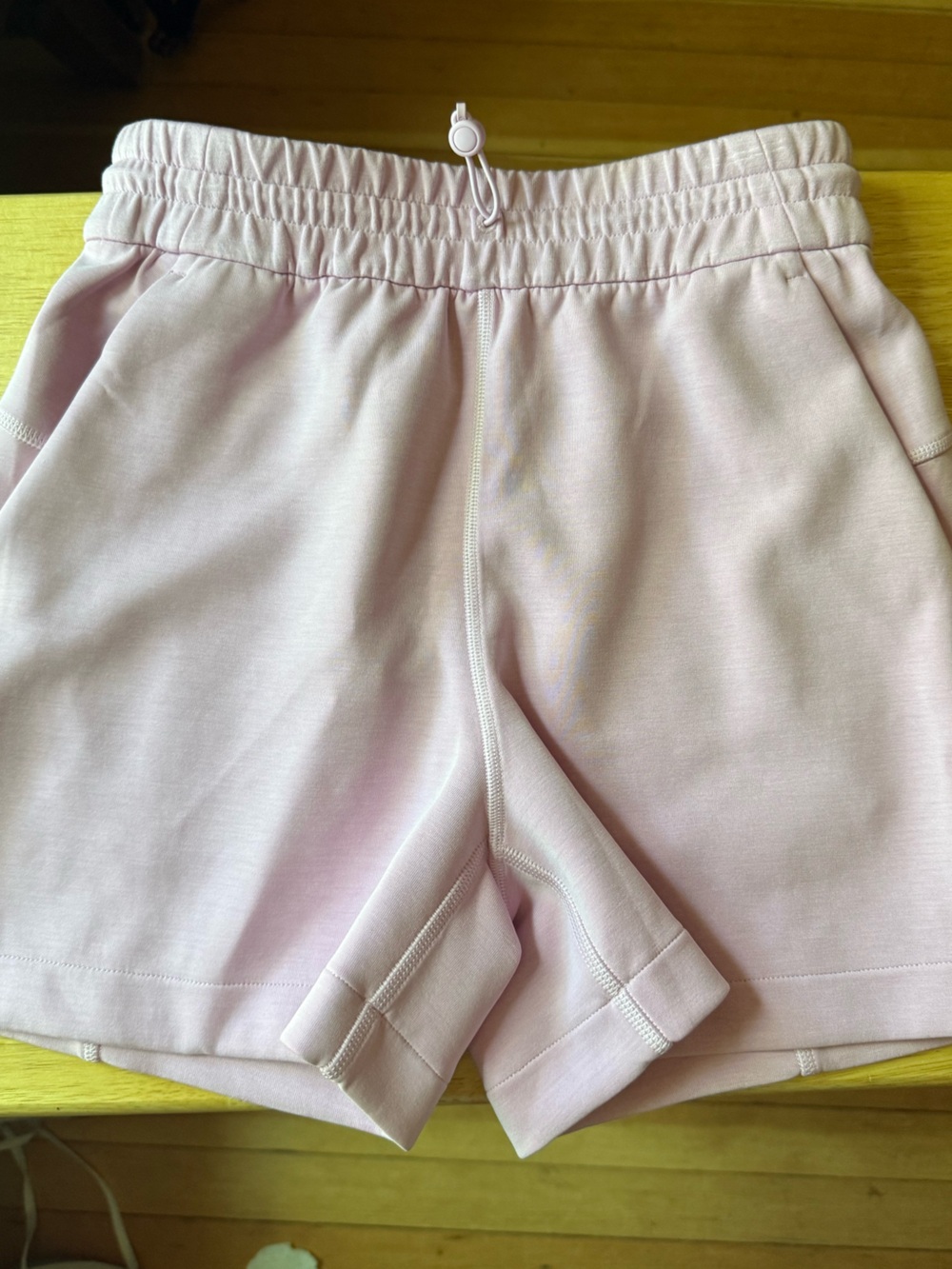 Women’s lululemon‎ softstream high rise light pink shorts size 2 - Picture 1 of 6